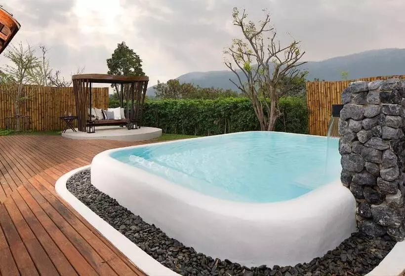 Fotos del hotel Boribot Pool Resort:  3