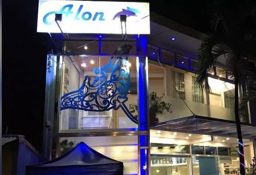 Fotos del hotel Alon Travelers Lodge:  13