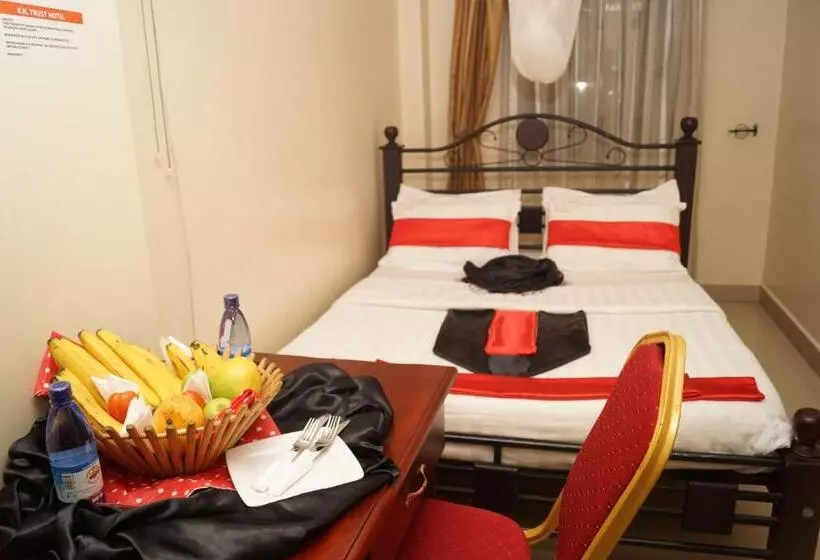 Fotos del hotel Kk Trust:  8