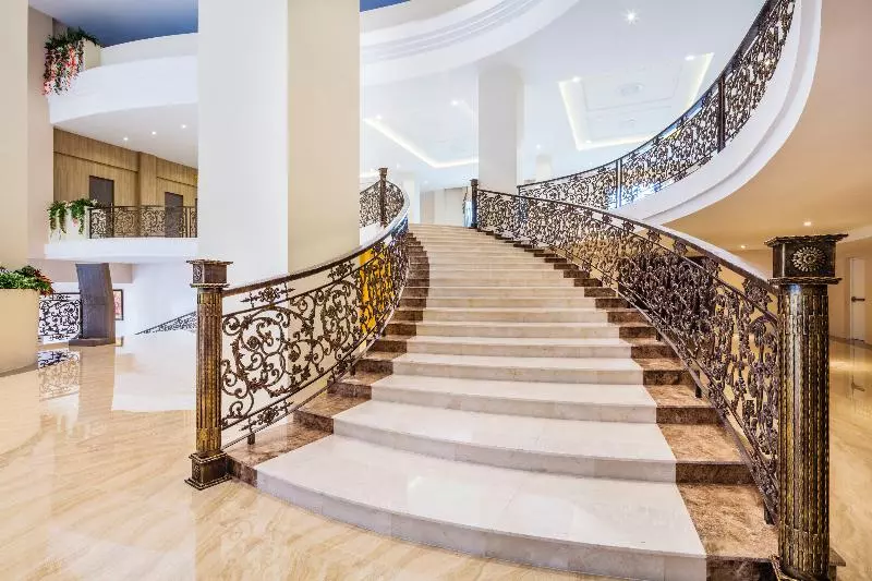 Fotos del hotel Grand Palazzo:  13