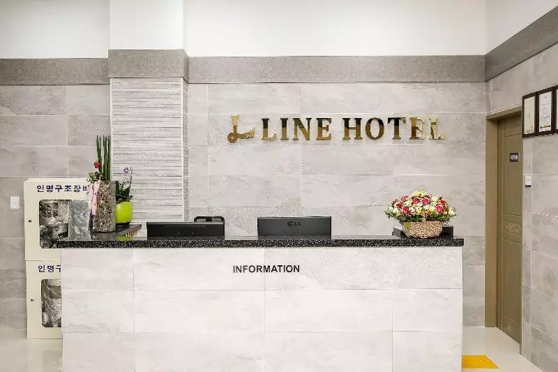 Fotos del hotel Line:  13