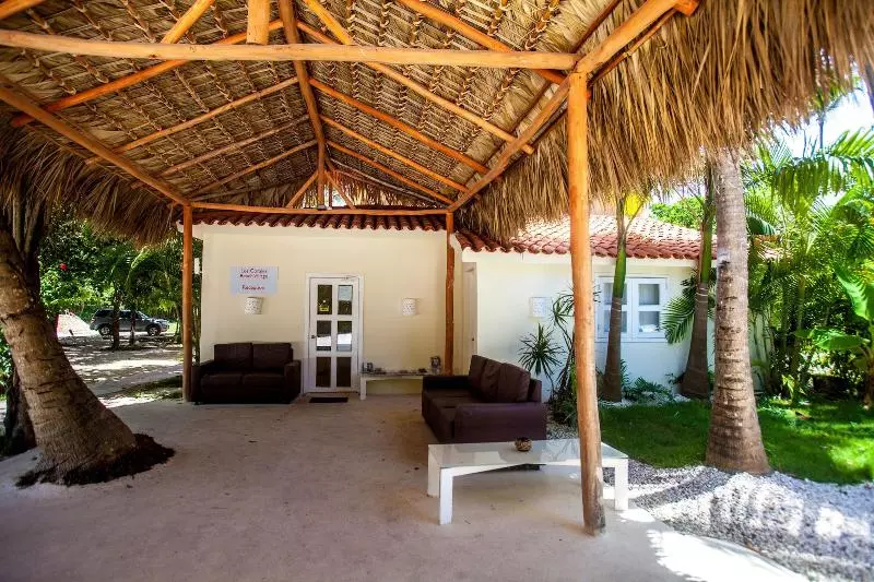Fotos del hotel Los Corales Beach Village:  2