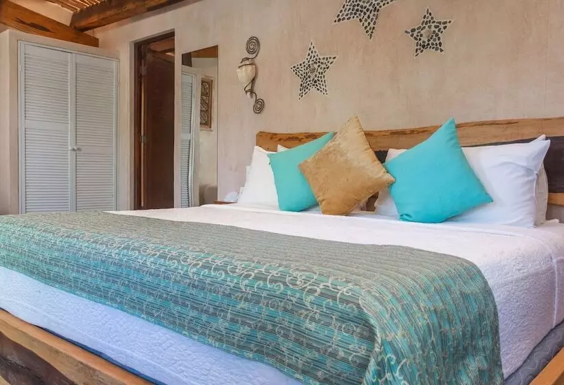 Fotos del hotel Villa Las Estrellas Tulum  Located At The Party Zone:  24