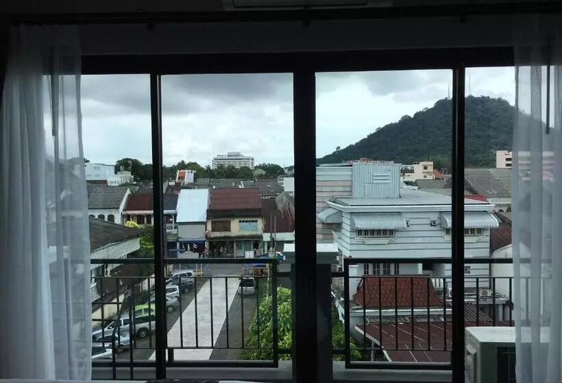 Fotos del hotel The Besavana Phuket  Sha Extra Plus:  5