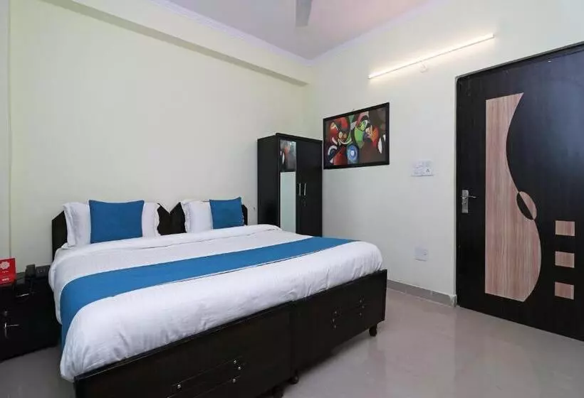 OYO 10045 Hotel Pearl Residency
