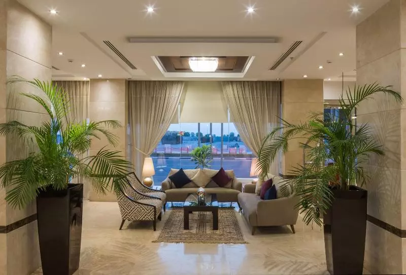 Fotos del hotel Naviti Warwick Al Khobar:  2