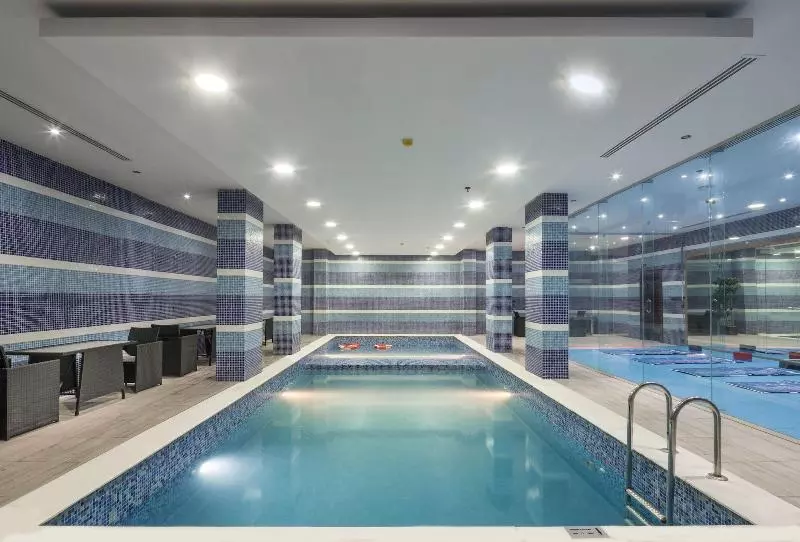 Fotos del hotel Naviti Warwick Al Khobar:  3