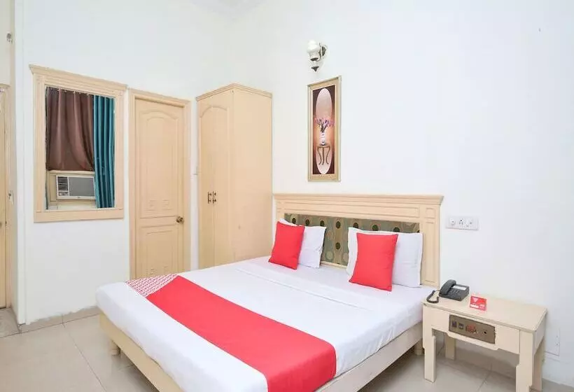 Fotos del hotel Treebo Town S Pride:  17