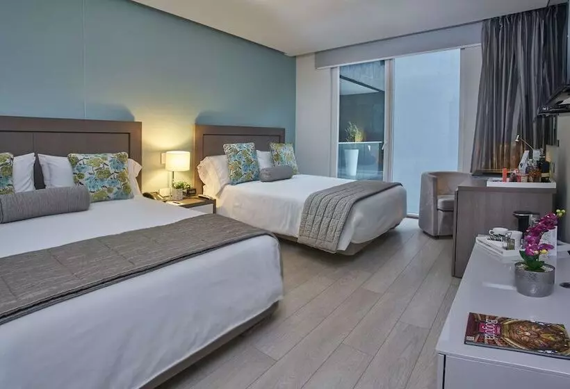 Fotos del hotel 100 Luxury Suites By Preferred:  14