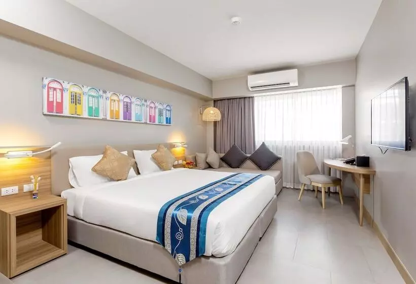 Fotos del hotel Oakwood  Journeyhub Phuket:  10
