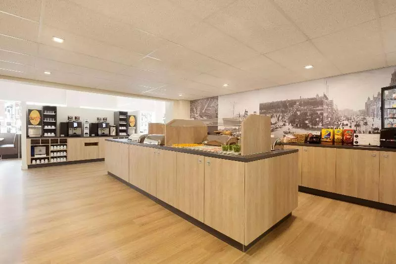 Fotos del hotel Days Inn By Wyndham Rotterdam City Centre:  4
