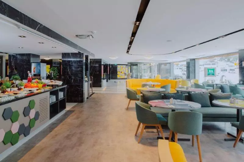 Fotos del hotel Ibis Styles Istanbul Bomonti:  21