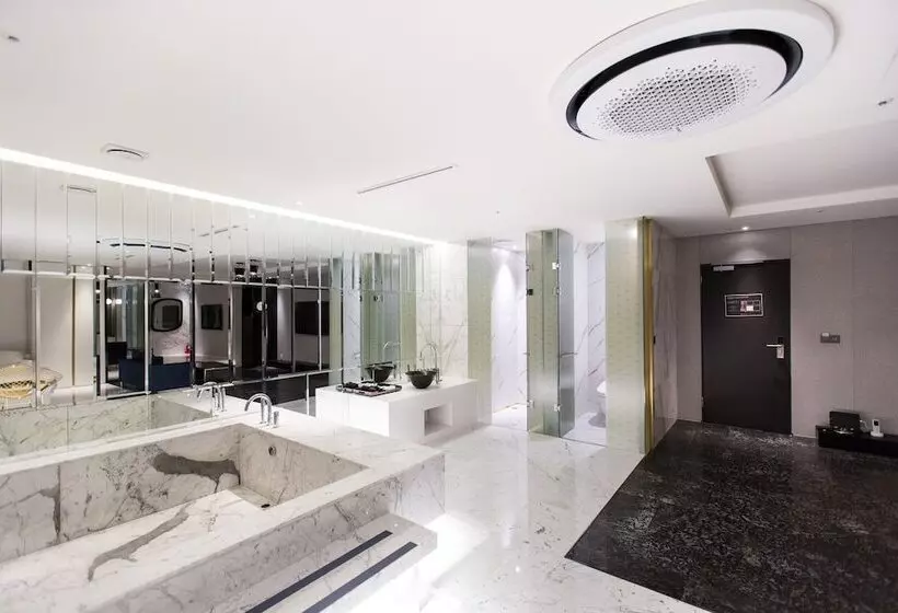 Fotos del hotel Stayrak:  15