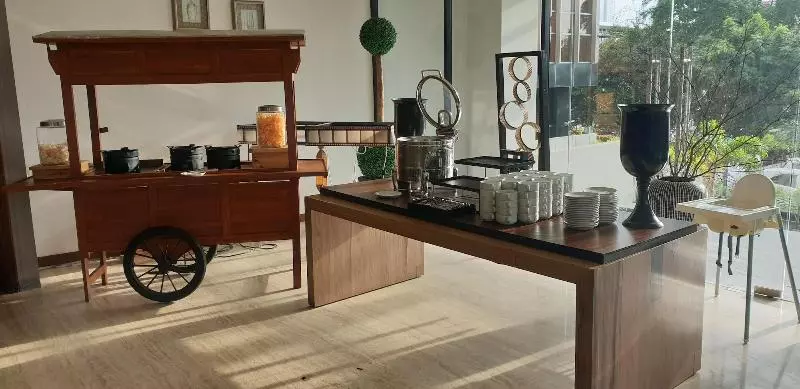 Fotos del hotel Rivoli Hotel Jakarta:  7
