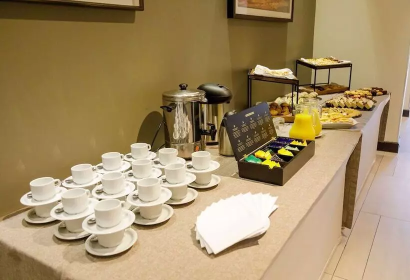 Fotos del hotel La Quinta By Wyndham Santiago Aeropuerto:  12