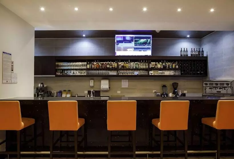 Fotos del hotel La Quinta By Wyndham Santiago Aeropuerto:  3