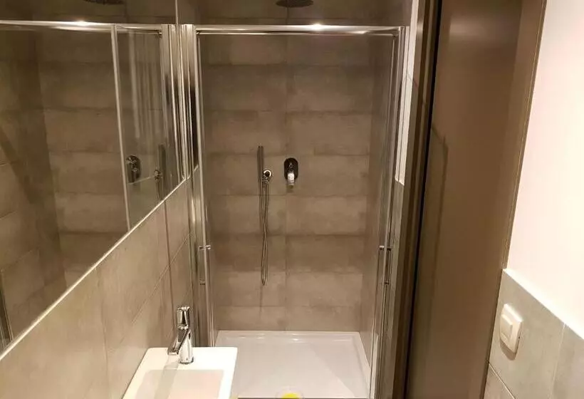 Fotos del hotel Vandot:  7