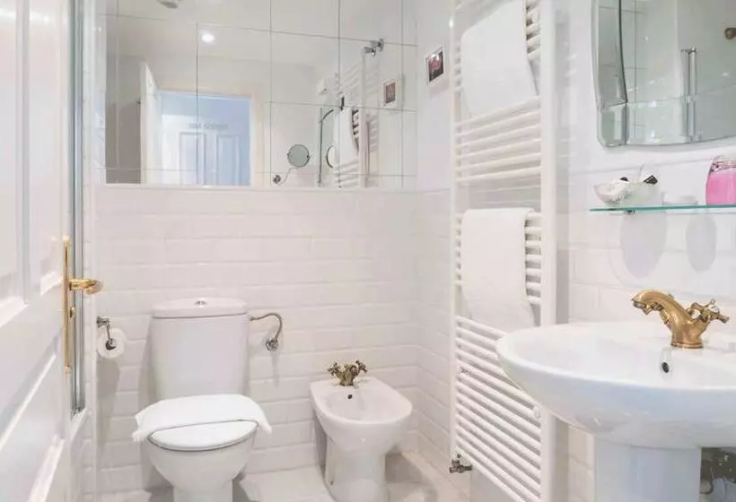 Fotos del hotel La Casa De Las Camelias:  4