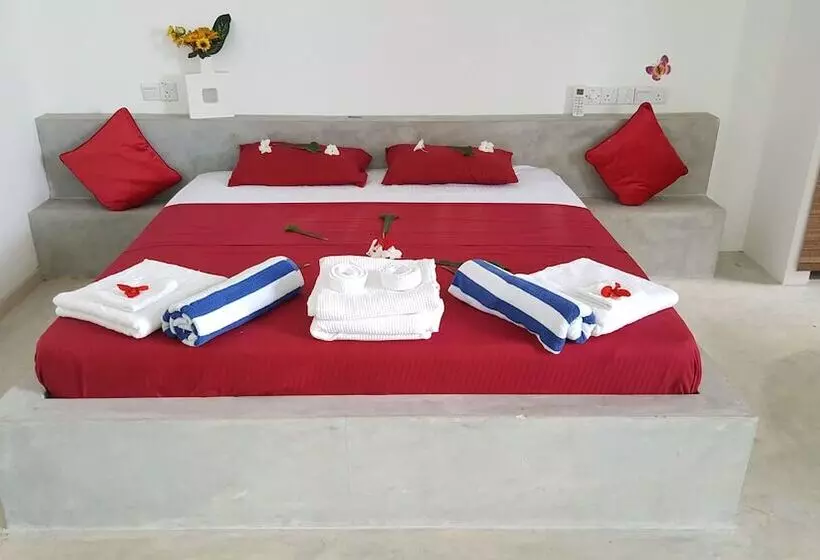 Nirvana Beach Boutique