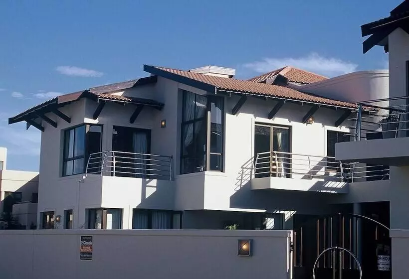 Fotos del hotel Atlantic Waves Guest House:  11