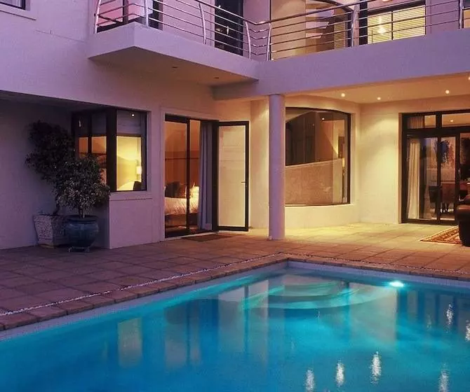 Fotos del hotel Atlantic Waves Guest House:  2