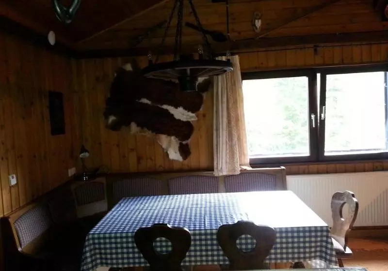 Fotos del hotel Fichtenblockhütte:  10