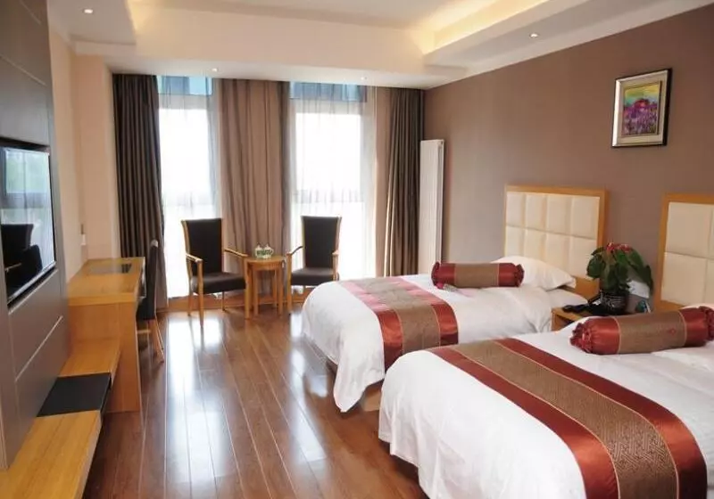 Fotos del hotel Greentree Inn Shandong Taian Feicheng Xincheng Road Business:  24