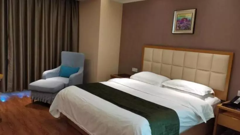 Fotos del hotel Greentree Inn Shandong Taian Feicheng Xincheng Road Business:  14