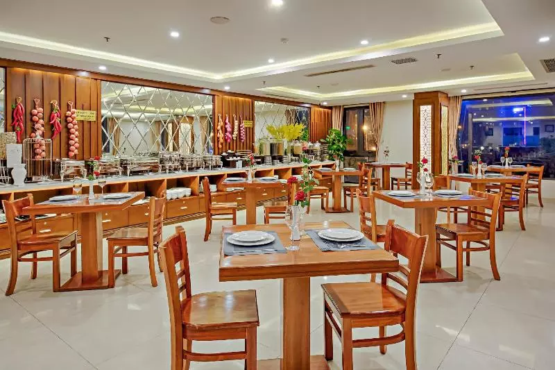 Fotos del hotel Hung Anh:  5