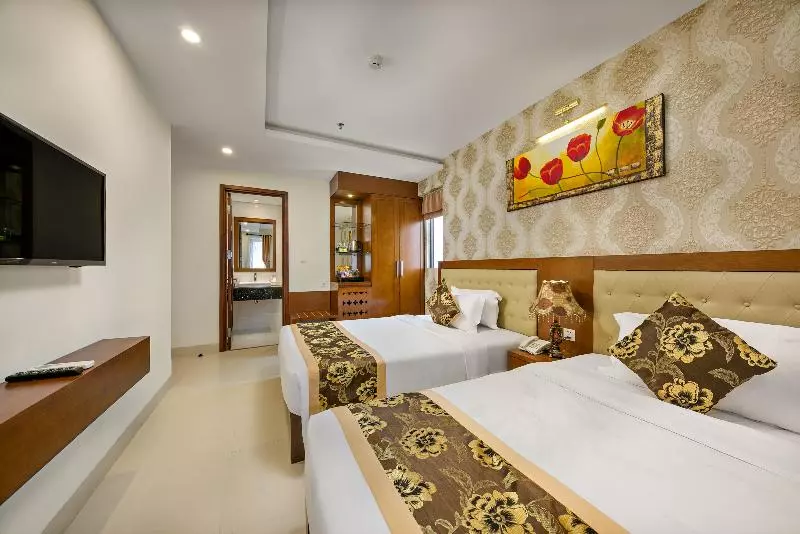 Fotos del hotel Hung Anh:  12