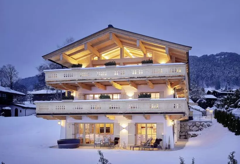 Fotos del hotel Tennerhof Luxury Chalets:  5