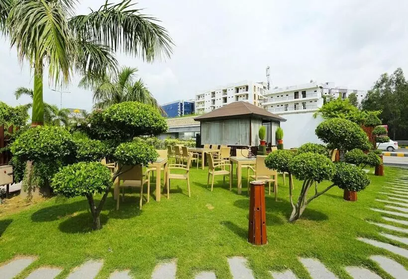Fotos del hotel Golden Blossom Imperial Resorts:  15