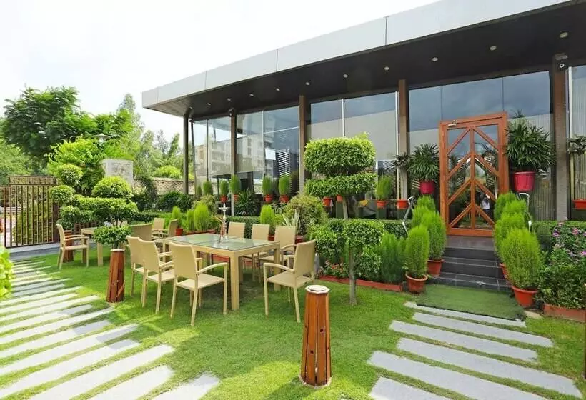 Fotos del hotel Golden Blossom Imperial Resorts:  8