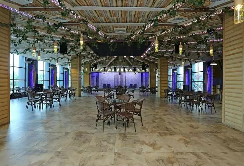 Fotos del hotel Golden Blossom Imperial Resorts:  24