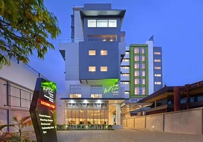 Fotos del hotel Whiz Prime  Basuki Rahmat Malang:  4