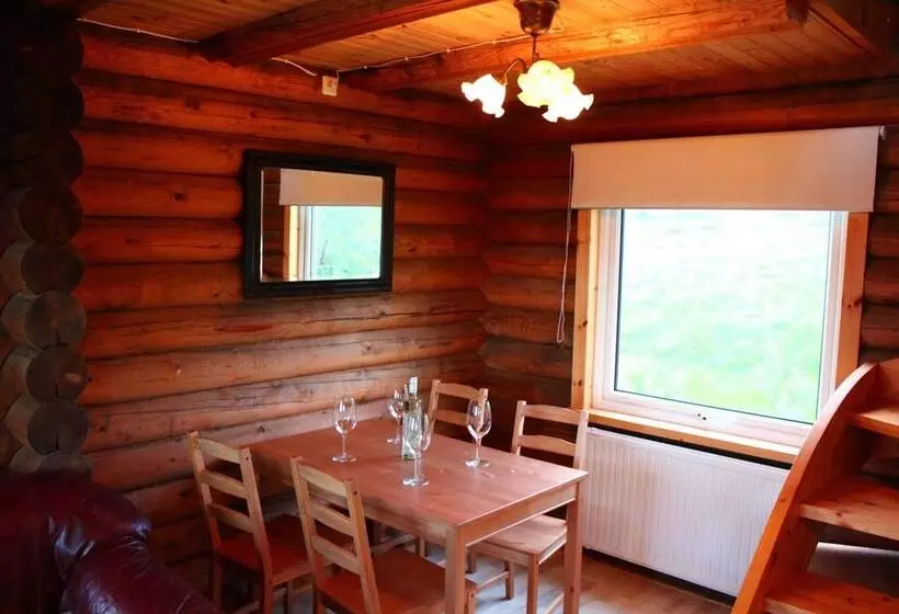 Akureyri Log Cottage Akureyri Log Cottage