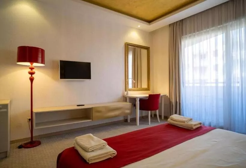 Fotos del hotel Apartments Villa Ana:  2
