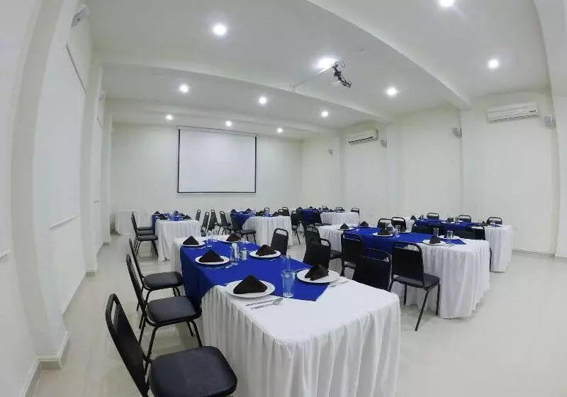 Fotos del hotel Maioris La Paz:  22