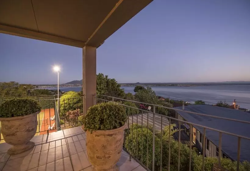 Fotos del hotel The Flying Trout Boutique Lodge:  11