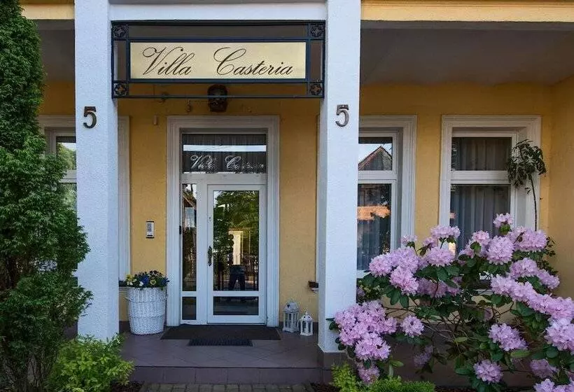 Fotos del hotel Villa Casteria:  10
