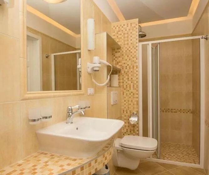 Fotos del hotel Villa Casteria:  9