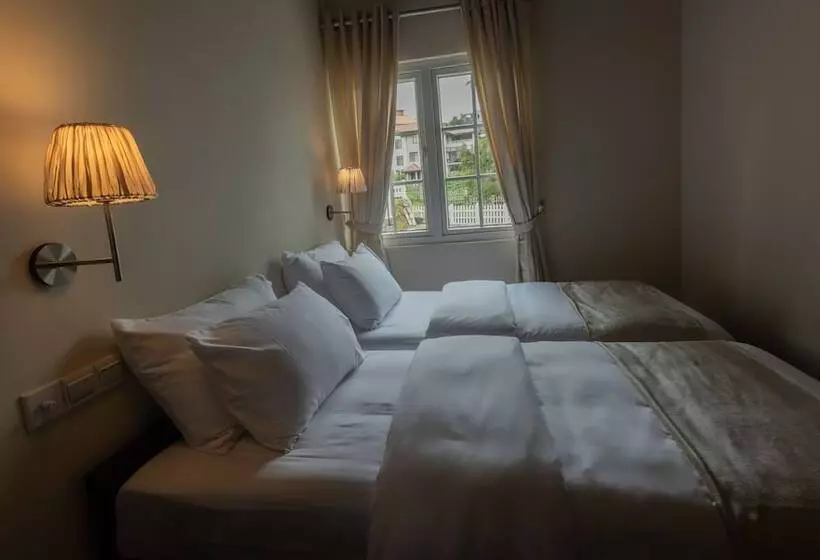 Fotos del hotel The Tapherini:  6