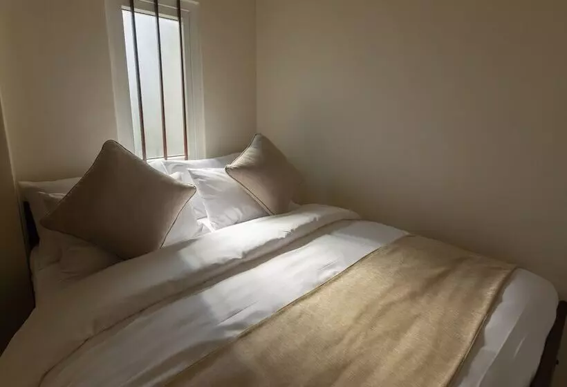 Fotos del hotel The Tapherini:  9