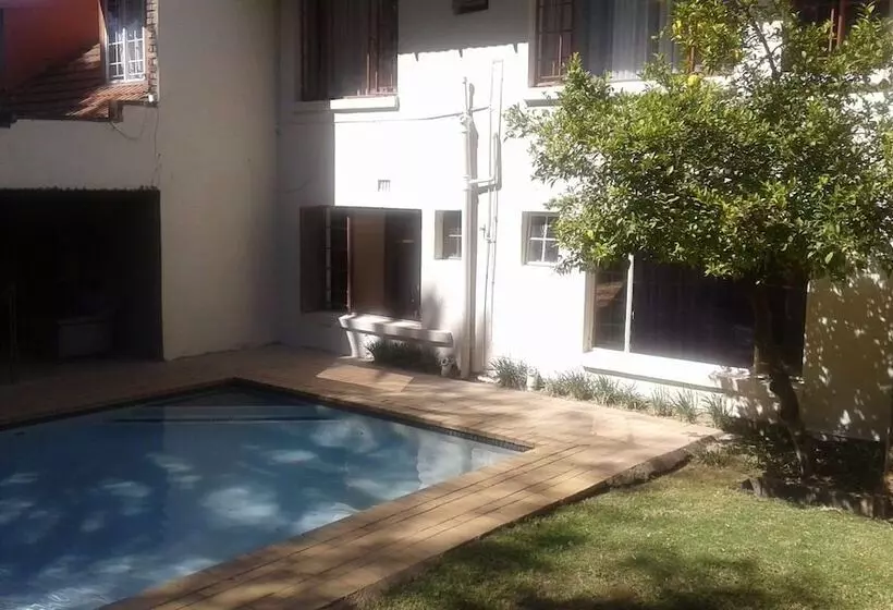 Fotos del hotel Royal Olympia Lodges And Safaris:  8