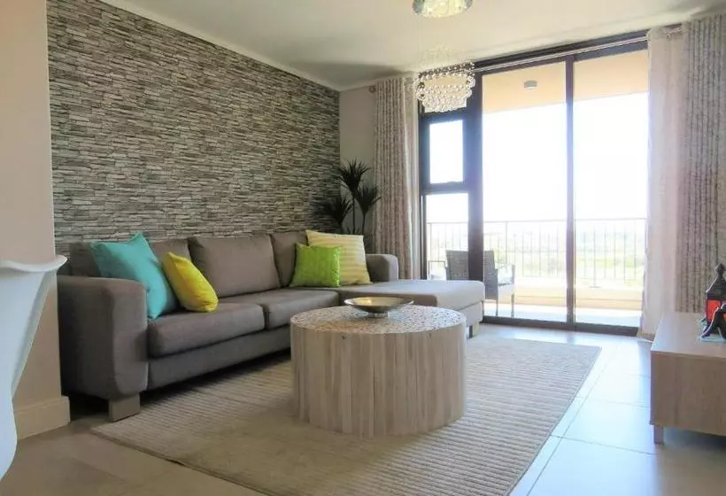Waters Edge Luxury Apartments