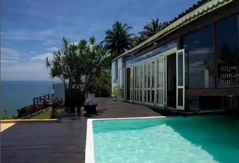 Cliffside  Guest House & Experience