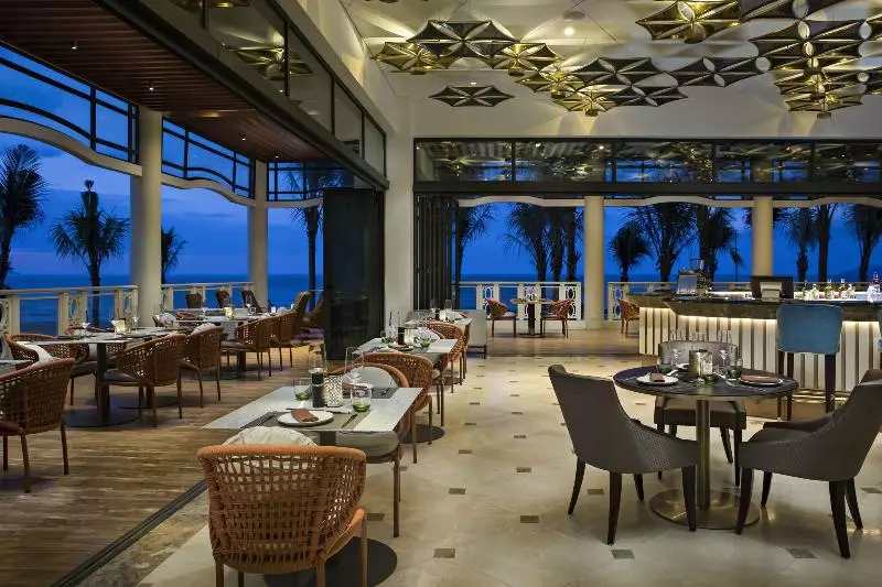 Fotos del hotel Sheraton Grand Danang Resort:  23