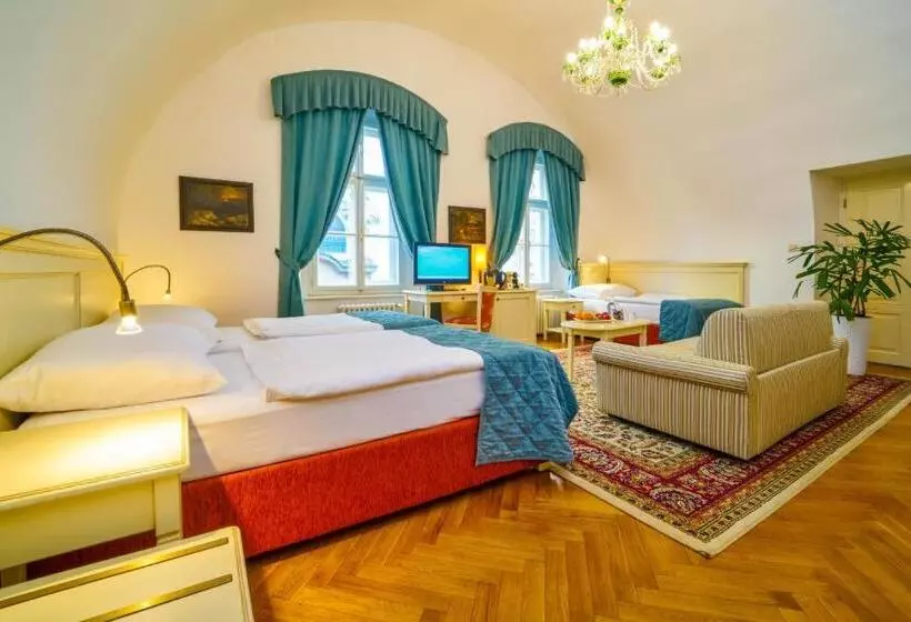 Fotos del hotel Josephine Old Town Square:  1
