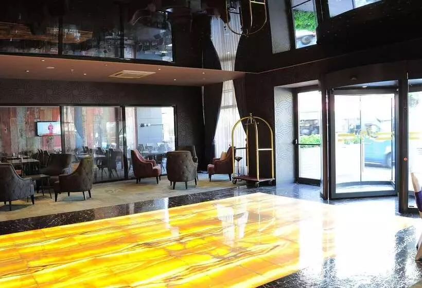 Fotos del hotel Tryp By Wyndham Istanbul Sancaktepe:  3