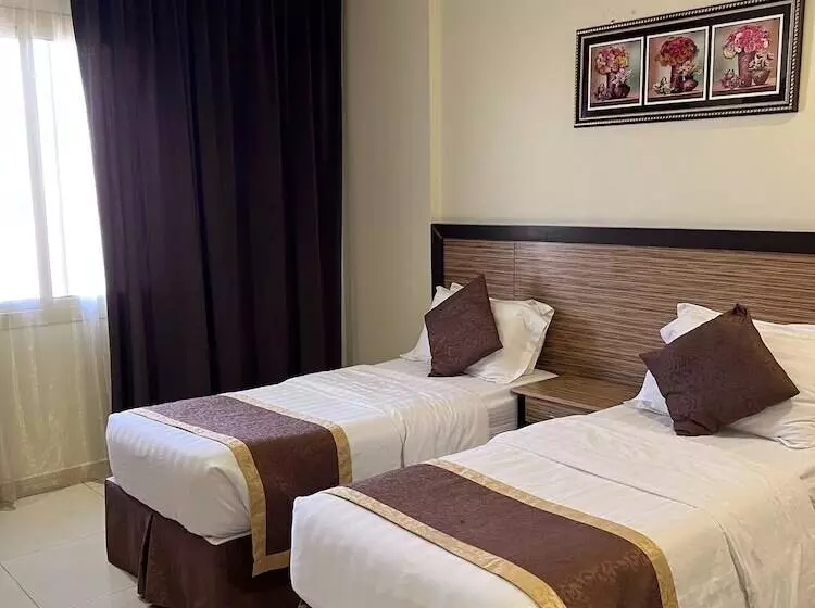 Fotos del hotel Orchid Suites 4:  14